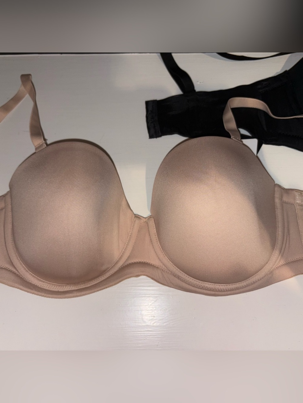 2x Wacoal Strapless Bras with Included Straps